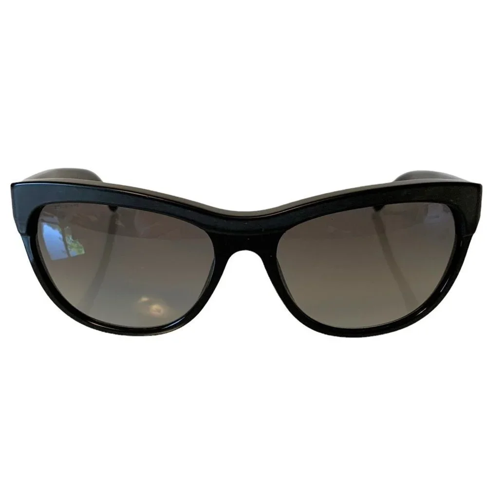 BURBERRY Black Logo Sunglasses $298‎